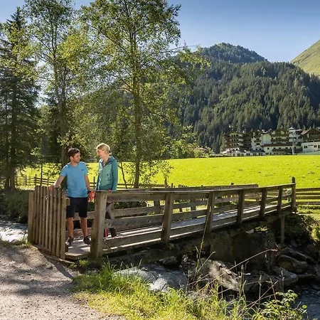 Adler Tyrol Mountain Superior Hotel 4*