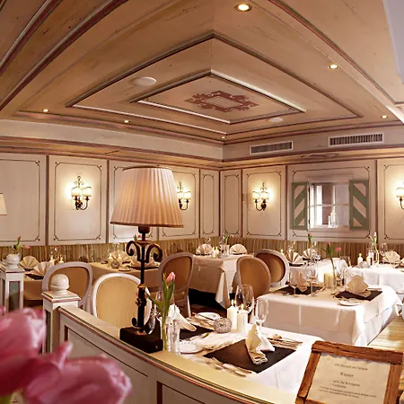 Отель Adler Tyrol Mountain Superior Тукс