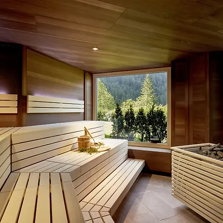 فندق Adler Tyrol Mountain Superior 4*