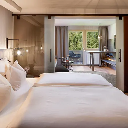 Adler Tyrol Mountain Superior Tux