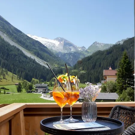 Adler Tyrol Mountain Superior Tux