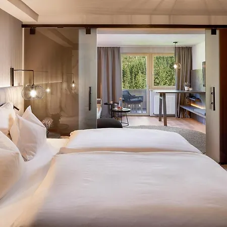 Adler Tyrol Mountain Superior 4*