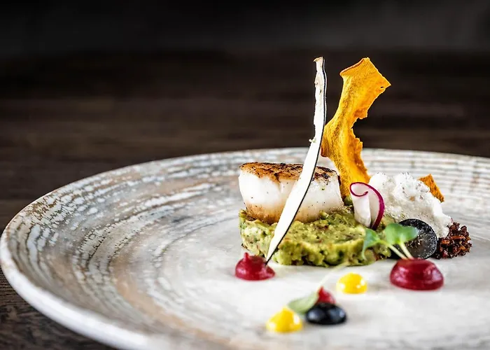 Adler Tyrol Mountain Superior Tux